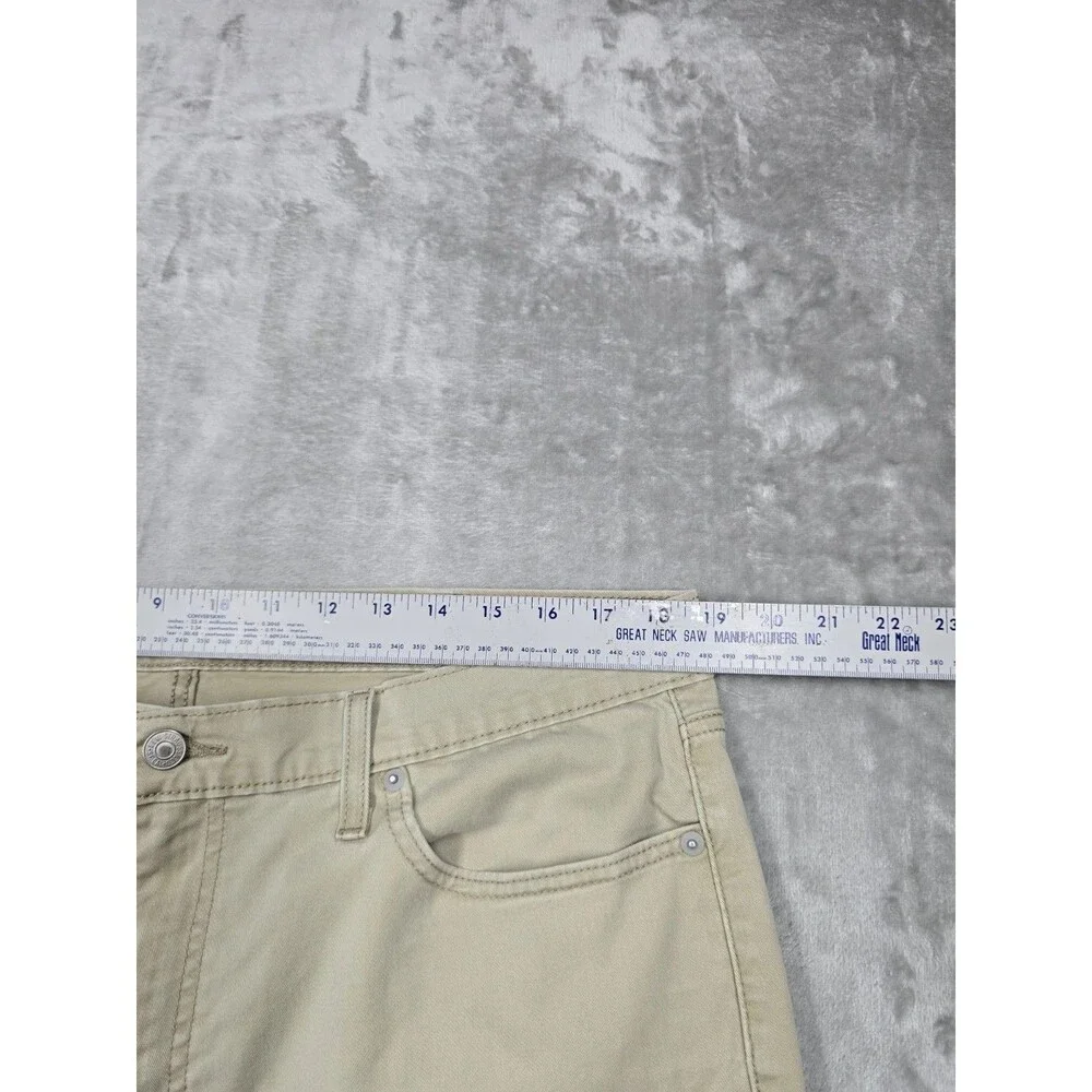 Levis 541 Jeans Mens 38x30 Khaki Beige Athletic Taper Comfort Stretch